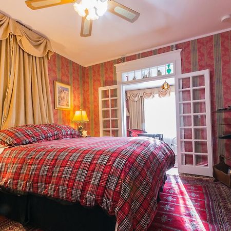 Calgary Westways Guest House 외부 사진
