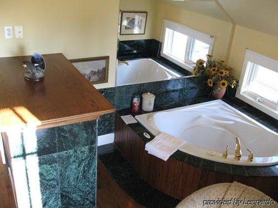 Calgary Westways Guest House 객실 사진