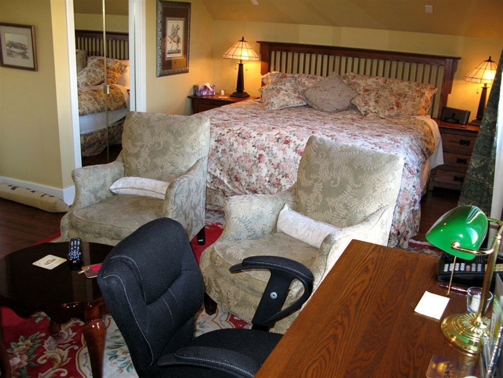 Calgary Westways Guest House 외부 사진